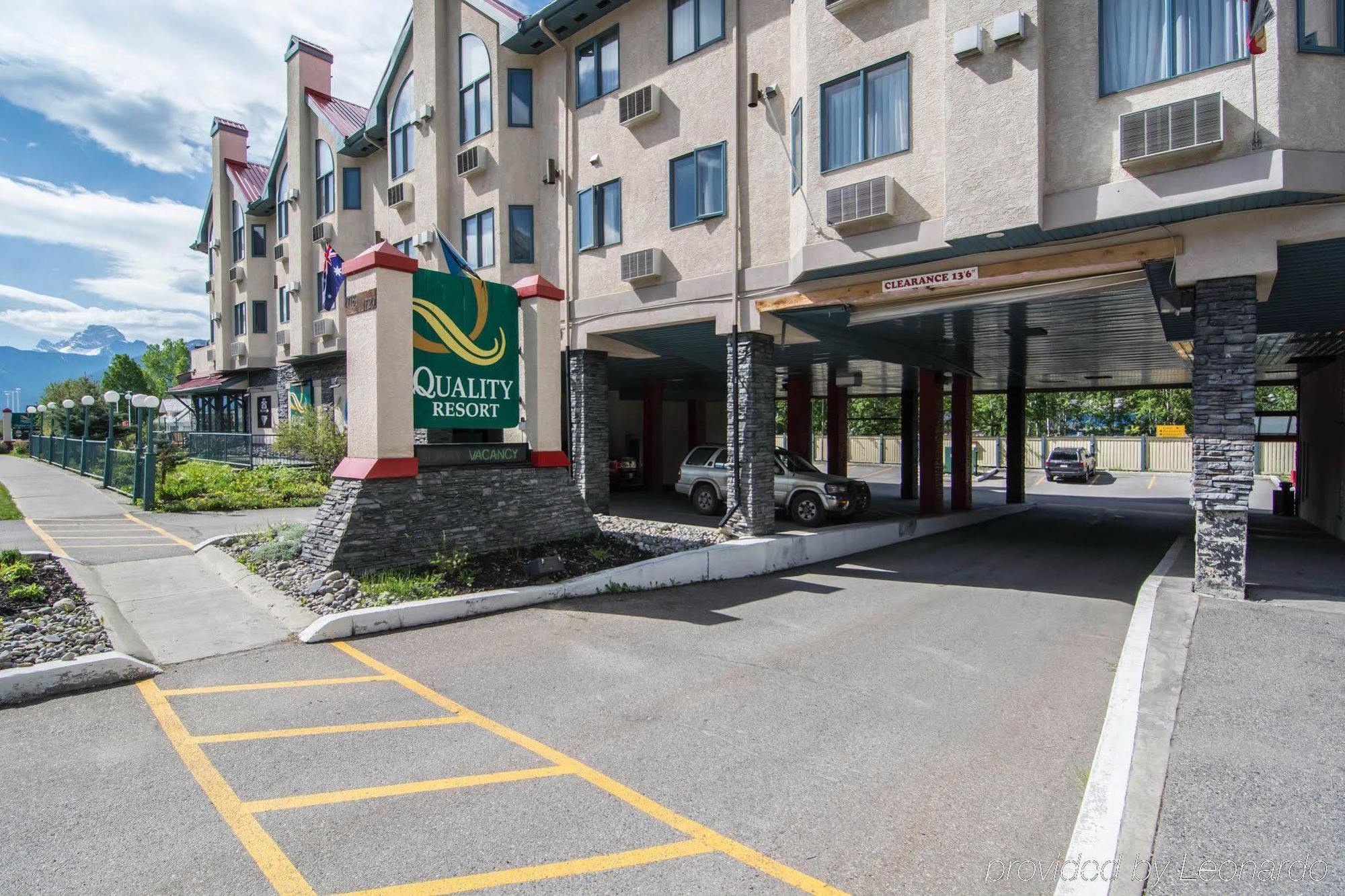 Chateau Canmore Exterior foto